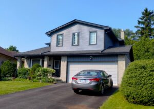 Roof replacement on a Southwestern Ontario home by 1st Choice Home Solutions